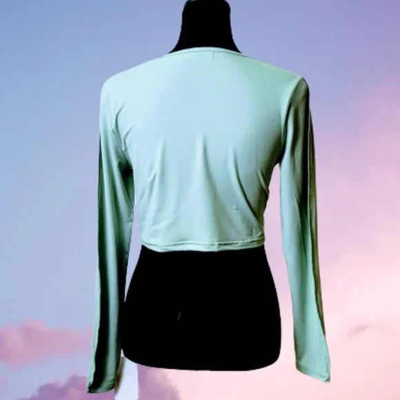 🆕Girls Fight, Green exposed seam Crop Top - Picture 4 of 12